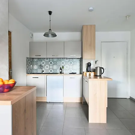 Διαμέρισμα Appt T2 En Rez-de-jardin, Au Calme, A 2mn Tram ! Castelnau-le-Lez