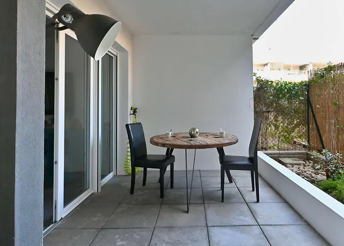 Appt T2 En Rez-de-jardin, Au Calme, A 2mn Tram ! * Castelnau-le-Lez