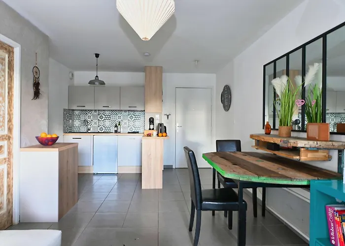 Διαμέρισμα Appt T2 En Rez-de-jardin, Au Calme, A 2mn Tram ! Castelnau-le-Lez